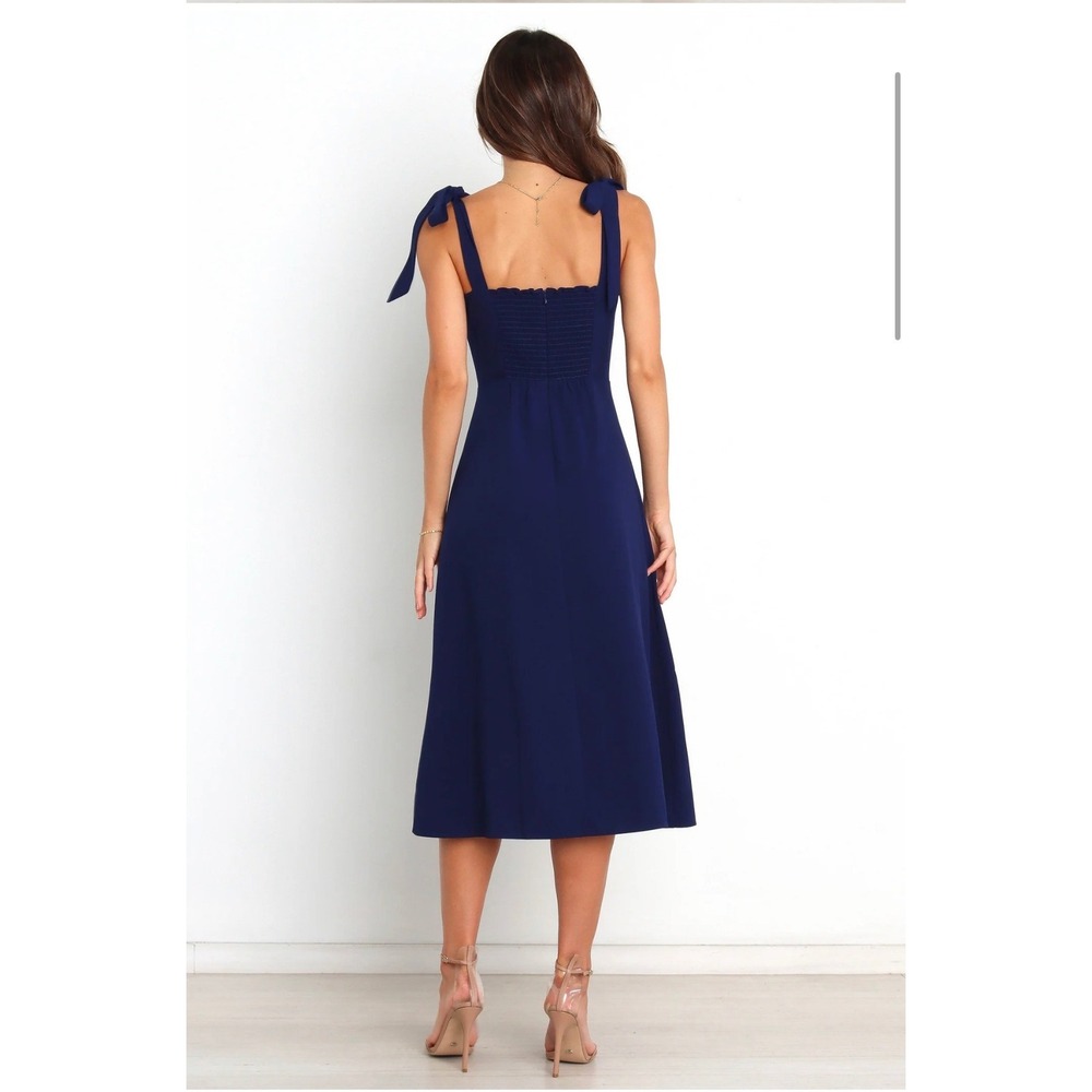 NWT Petal and Pup Laurel Dress Navy Blue Tie Shoulder Smocked Midi Dress Size 6 - Picture 2 of 11